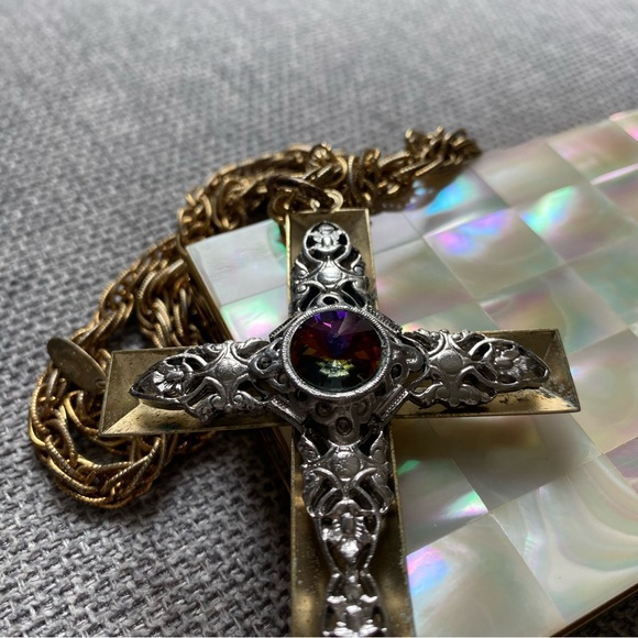 Vintage Whiting & Davis Two-toned Rivoli Cross Necklace - Picture 4 of 7